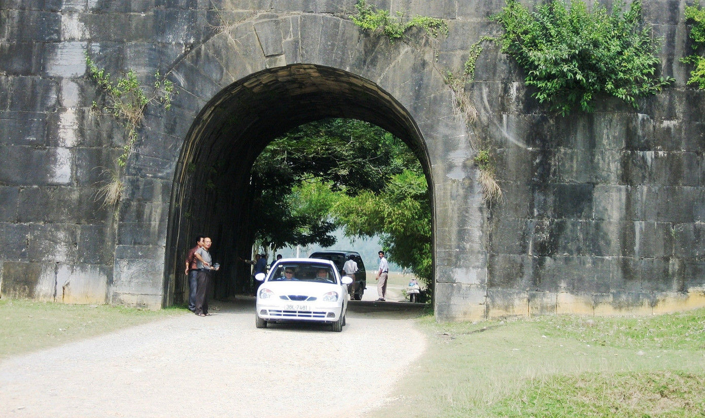 Khu vực cổng thành của Thành Nhà Hồ Khu vực cổng thành của Thành Nhà Hồ