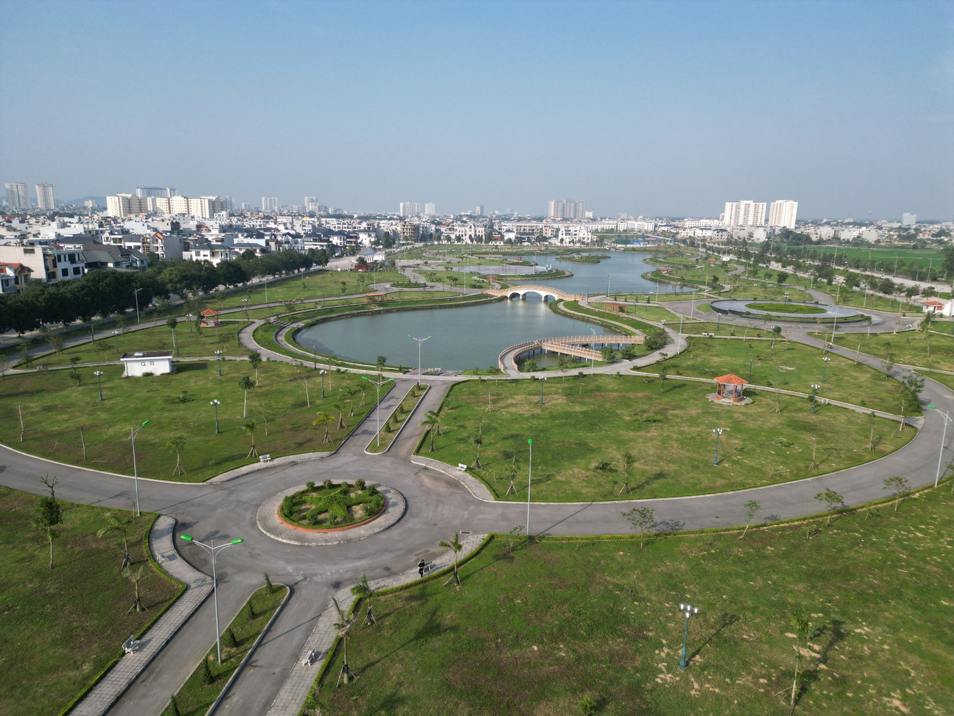 Hồ điều hoà tại Công viên Bố Vệ