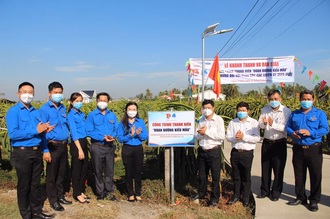 Khánh thành nhiều công trình thanh niên trong Ngày cao điểm chung tay xây dựng nông thôn mới