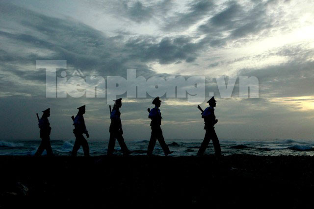 Hoàng hôn trên đảo Trường Sa Lớn