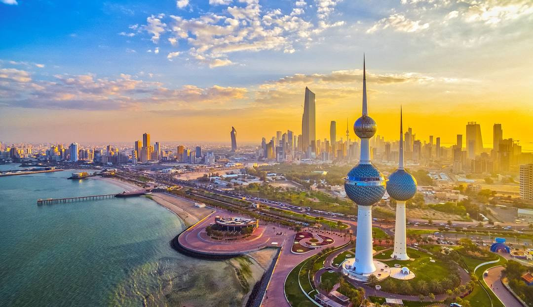 Các đối tượng đã câu nhử "con mồi" bằng một đất nước Cô-Oét phồn hoa, lao động việc nhẹ lương cao. Ảnh minh hoạ.