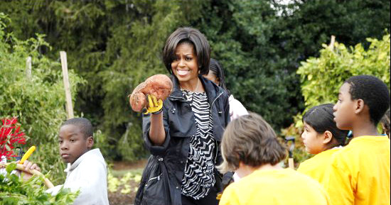 Bà Obama tự hào “khoe” phát hiện mới của mình. Bà Obama tự hào “khoe” phát hiện mới của mình