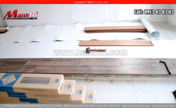 Hình ảnh dùng xốp bạc lót dưới sàn để chống ẩm ướt. Hình ảnh dùng xốp bạc lót dưới sàn để chống ẩm ướt