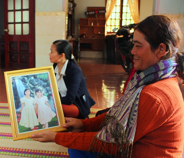 Dân làng chia sẻ cảm xúc khi H’Hen Niê lọt Top 5 Hoa hậu Hoàn vũ ảnh 5