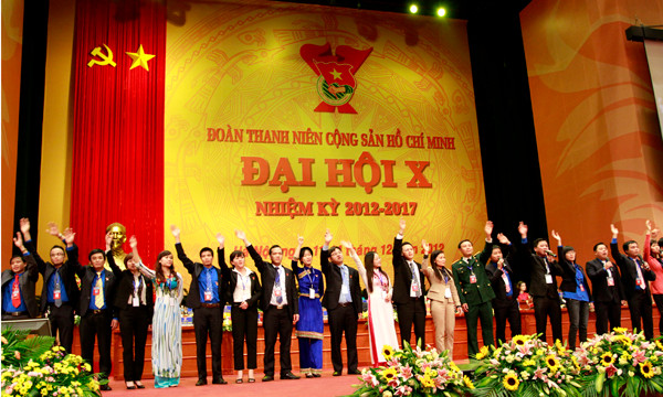 Các đơn vị dự thi được xếp theo thứ tự vị trí bản đồ, từ địa đầu Tổ quốc đến đất Mũi Cà Mau, từ Đông sang Tây. Nhiều tiết mục mang đặc trưng vùng miền đã được các đại biểu thể hiện