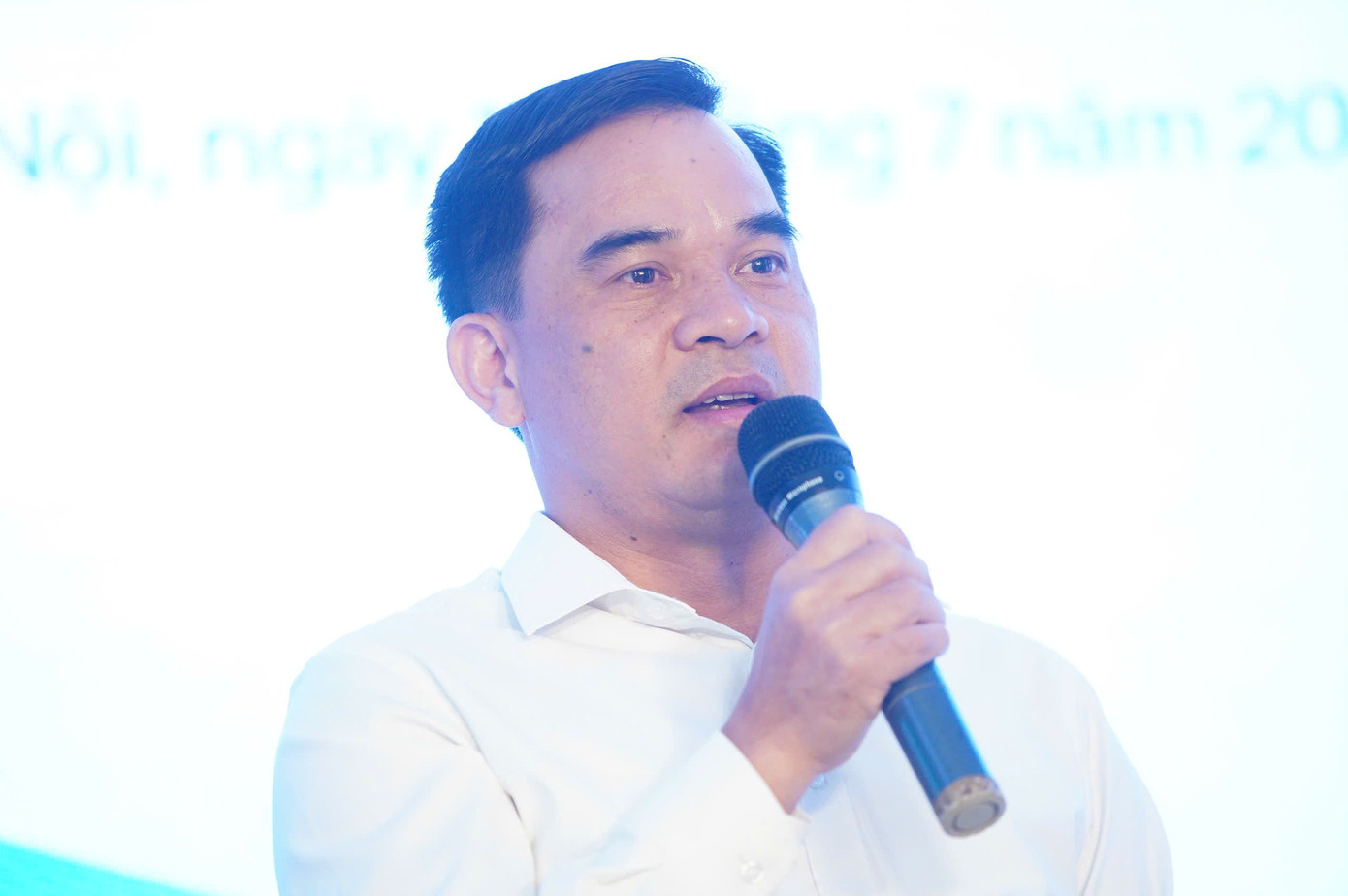 Ông Nguyễn Hồng Hiếu - Phó Cục trưởng Cục Quản lý Tài nguyên nước