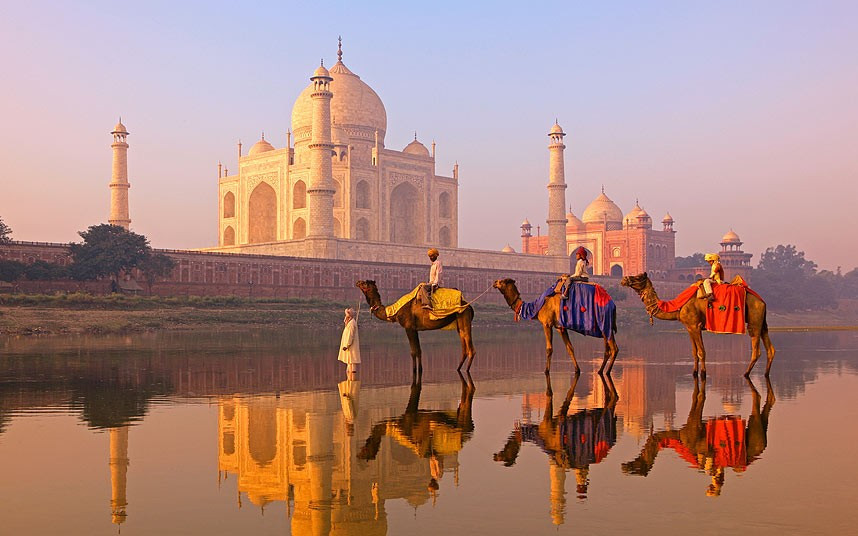 Nhà thờ Taj Mahal, Ấn Độ trong một buổi hoảng hôn