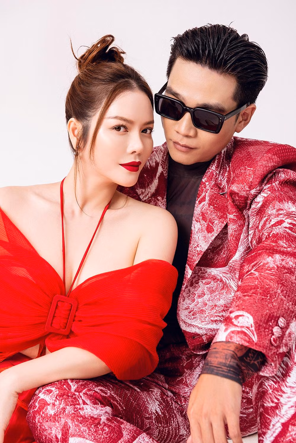 Trong năm 2021 vừa qua, mặc dù bị ảnh hưởng bởi dịch bệnh nhưng Lý Nhã Lỳ vẫn duy trì talkshow của mình trên kênh YouTube riêng với nhiều khách mời nổi tiếng.