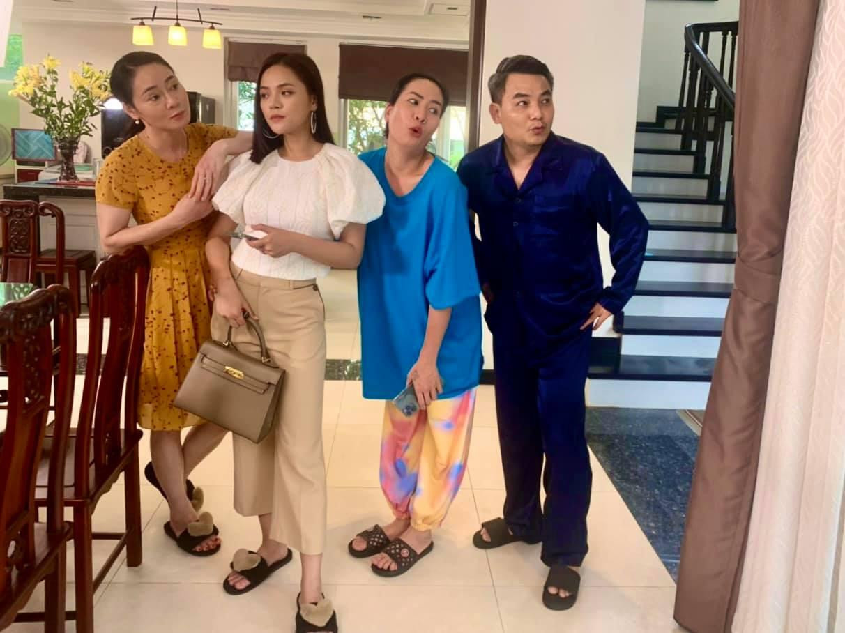 Bên cạnh đó, hôn nhân của Huy- Thy cũng là chủ đề được khán giả quan tâm. Giữa hai người ngày càng có khoảng cách và hiểu lầm khi có sự xuất hiện của Dương.