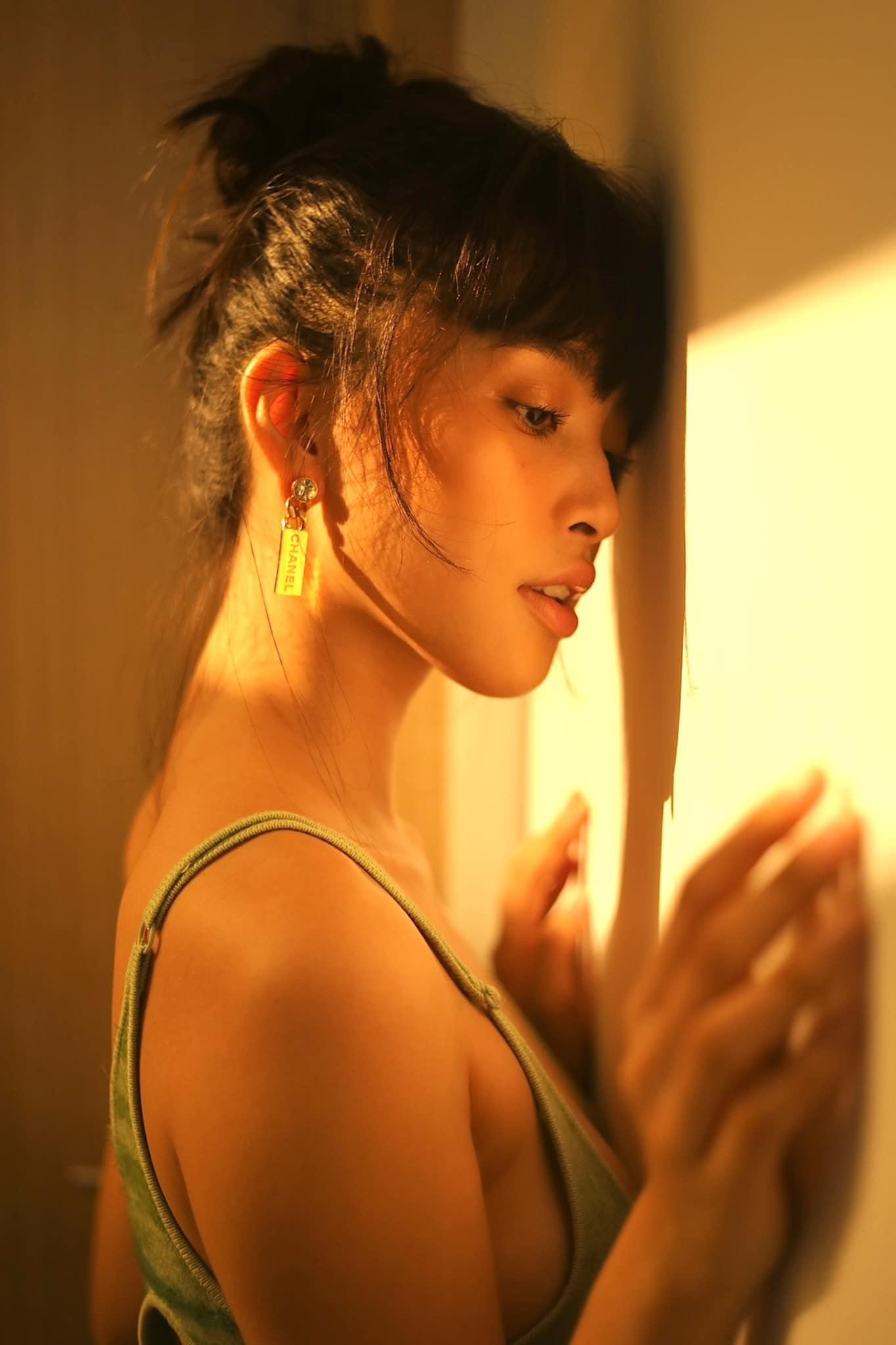 Hoa hậu Mai Phương Thuý từng hết lời khen ngợi đàn em và cho rằng Trần Tiểu Vy xứng đáng trở thành “Hoa hậu Việt Nam đẹp nhất”.