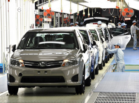 Bên trong một nhà máy của Toyota tại tỉnh Miyagi, phía bắc Nhật Bản hôm 11-5-2012. Ảnh Getty images. Bên trong một nhà máy của Toyota tại tỉnh Miyagi, phía bắc Nhật Bản hôm 11-5-2012. Ảnh Getty images