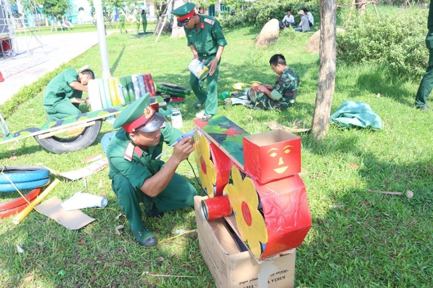 Hơn 1.000 thanh niên xung kích tham gia chiến dịch làm sạch biển ảnh 5