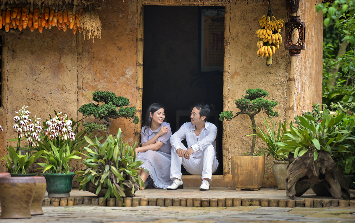 Khán giả đẩy thuyền cho ông Lâm cô Hoa ngoài đời thực