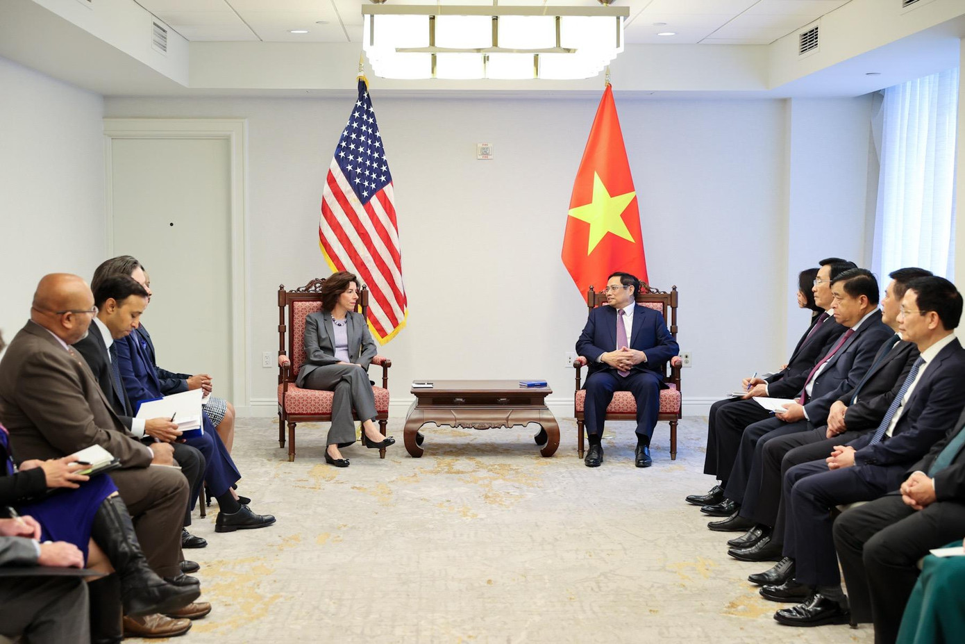 Thủ tướng Phạm Minh Chính tiếp Bộ trưởng Thương mại Hoa Kỳ Gina Raimondo