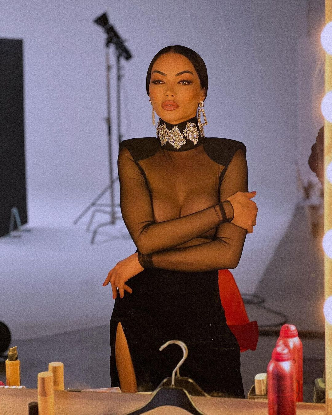 Năm 2021, Victoria tiếp tục dự thi Hoa hậu Chuyển giới Thế giới (Miss Trans World) 2021 tại thành phố Bresica, Italy cùng 17 thí sinh và chiến thắng danh hiệu cao nhất trước khi được bổ nhiệm trở thành tân Hoa hậu Chuyển giới Brazil 2023.