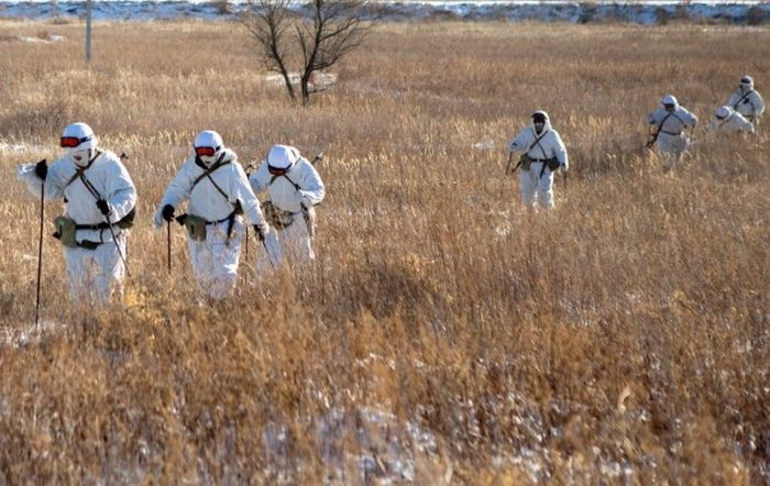 Phát biểu trong cuộc họp tại Bộ Quốc phòng hôm 10/12, ông Putin nói: “Năm tới chúng ta phải hoàn tất việc thành lập những đơn vị lớn và các sư đoàn quân sự” tại Bắc Cực, vốn vẫn trong tình trạng báo động chiến đấu liên tục