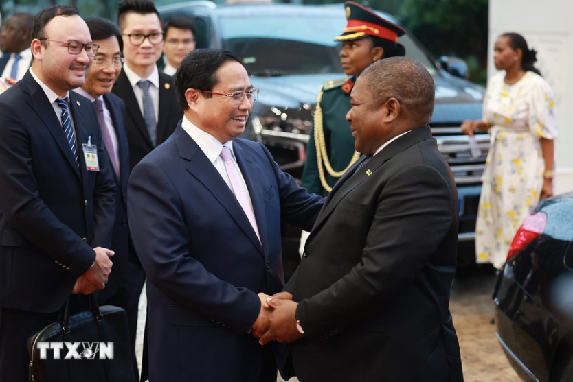 Thủ tướng Phạm Minh Chính hội kiến Tổng thống Mozambique Filipe Jacinto Nyusi, ngày 9/9. (Ảnh: TTXVN)