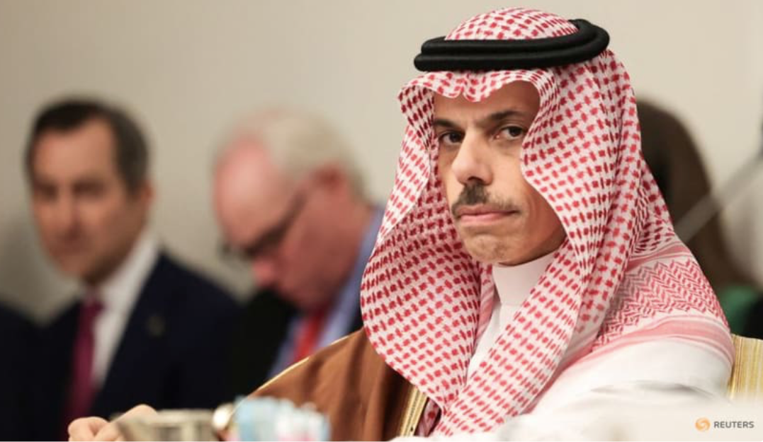 Hoàng tử Faisal bin Farhan Al Saud - Ngoại trưởng Ả-rập Xê-út. (Ảnh: Reuters) Hoàng tử Faisal bin Farhan Al Saud - Ngoại trưởng Ả-rập Xê-út. (Ảnh: Reuters)
