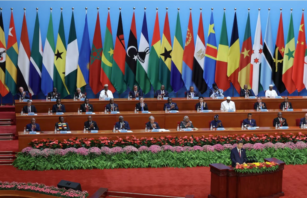 Chủ tịch Trung Quốc Tập Cận Bình phát biểu trước các nhà lãnh đạo châu Phi tại hội nghị thượng đỉnh ở Bắc Kinh, ngày 5/9. (Ảnh: Reuters) Chủ tịch Trung Quốc Tập Cận Bình phát biểu trước các nhà lãnh đạo châu Phi tại hội nghị thượng đỉnh ở Bắc Kinh, ngày 5/9. (Ảnh: Reuters)