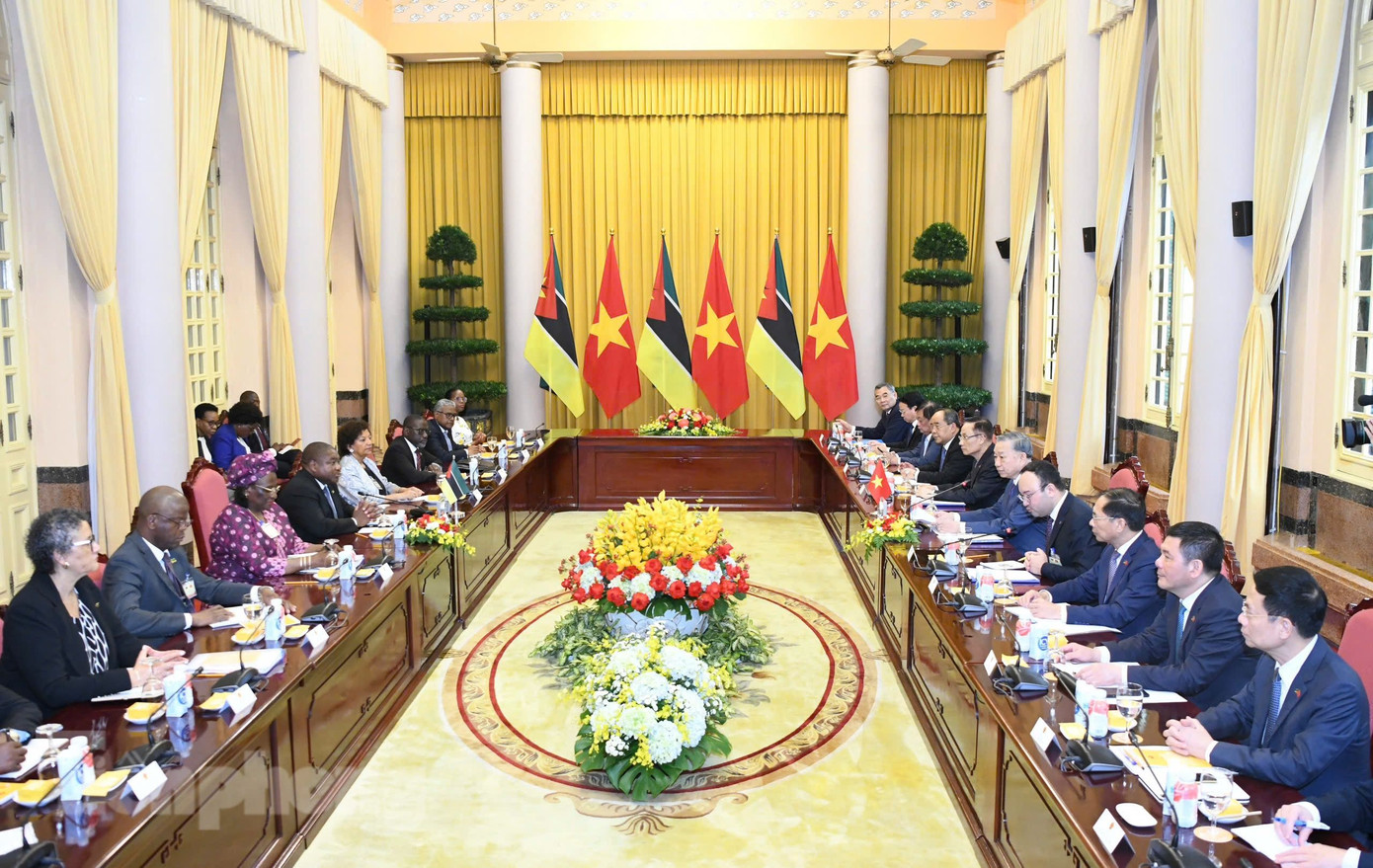Toàn cảnh cuộc hội đàm giữa lãnh đạo Việt Nam - Mozambique ngày 9/9. (Ảnh: Như Ý)