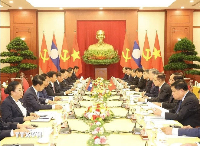 Tổng Bí thư, Chủ tịch nước Tô Lâm hội đàm với Tổng Bí thư, Chủ tịch nước Lào Thongloun Sisoulith. (Ảnh: Trí Dũng/ TTXVN) Tổng Bí thư, Chủ tịch nước Tô Lâm hội đàm với Tổng Bí thư, Chủ tịch nước Lào Thongloun Sisoulith. (Ảnh: Trí Dũng/ TTXVN)