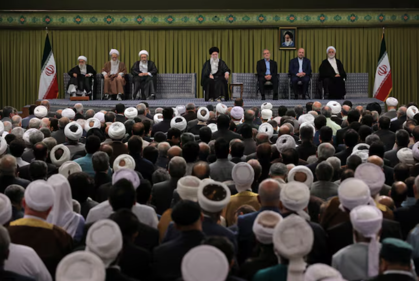 Đại giáo chủ Iran Ayatollah Ali Khamenei phát biểu tại Tehran, ngày 21/9. (Ảnh: Reuters) Đại giáo chủ Iran Ayatollah Ali Khamenei phát biểu tại Tehran, ngày 21/9. (Ảnh: Reuters)