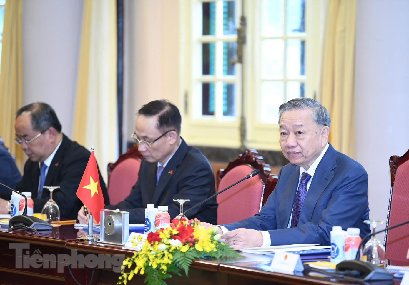 Tổng Bí thư, Chủ tịch nước Tô Lâm và các quan chức cấp cao Việt Nam tại cuộc hội đàm với Tổng thống Mozambique Filipe Jacinto Nyusi, ngày 9/9. (Ảnh: Như Ý)