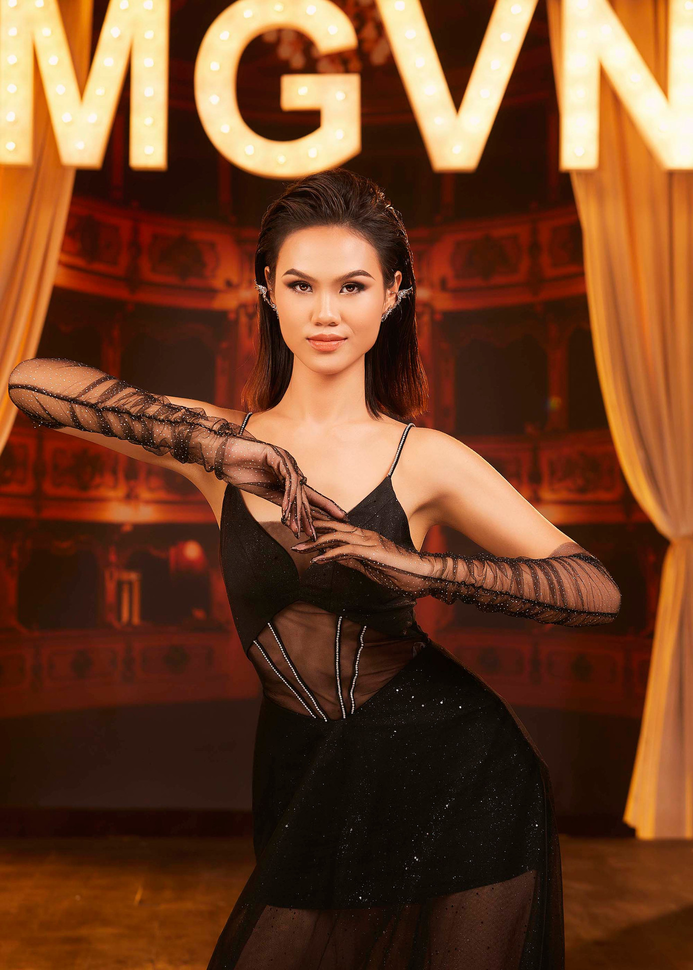 Trước đó, ban tổ chức cũng công bố lịch trình của Miss Grand Vietnam 2023: Best in Swimsuit (13/8), Vietnam Beauty Fashion Fest (16/8), National Costume (19/8), Chung khảo toàn quốc (23/8), Chung kết toàn quốc (27/8).