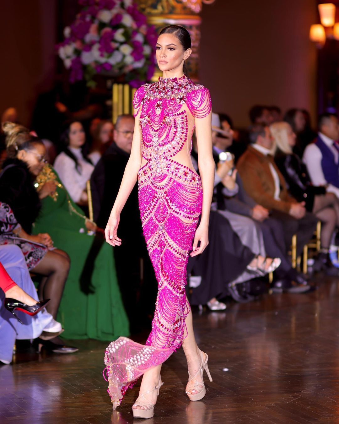 Skarxi Marie từng tham gia trình diễn ở nhiều sự kiện, tuần lễ thời trang. Cô luôn gây chú ý với chiều cao nổi bật của mình.