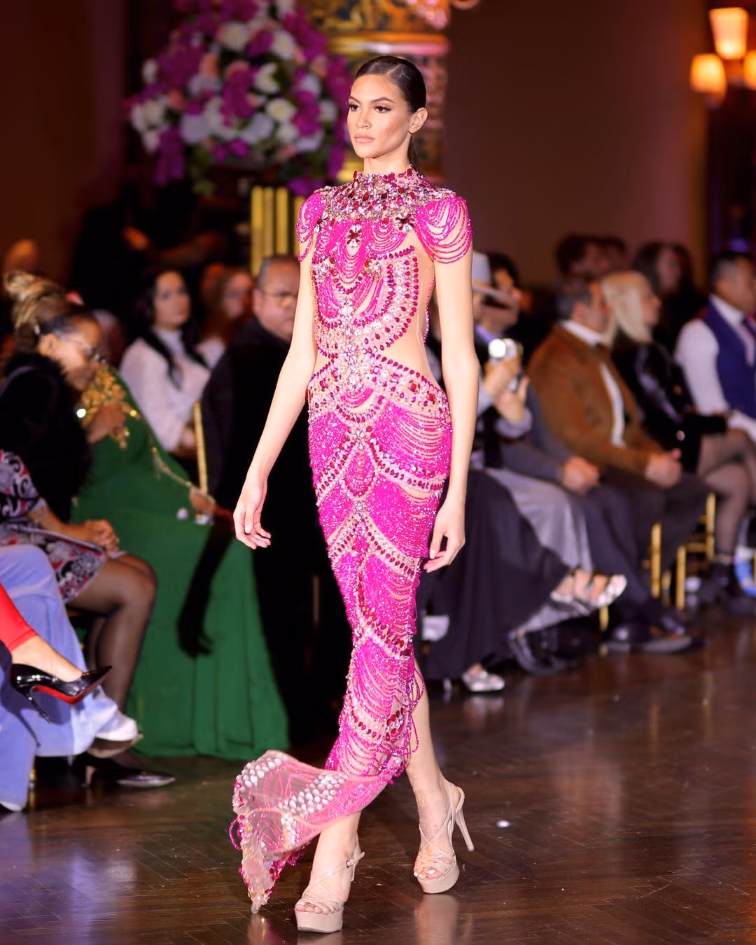 Skarxi Marie từng tham gia trình diễn ở nhiều sự kiện, tuần lễ thời trang. Cô luôn gây chú ý với chiều cao nổi bật của mình.