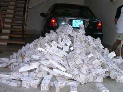 Thuốc lá lậu bị Công an TPHCM thu giữ. Ảnh: Khôi Nguyên. Thuốc lá lậu bị Công an TPHCM thu giữ. Ảnh: Khôi Nguyên