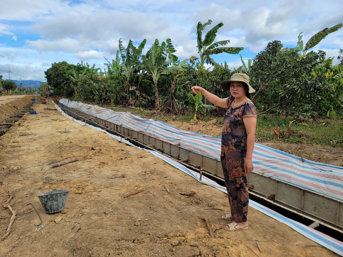 25 hộ dân đã tình nguyện hiến 1.100m2 đất và tài sản trên đất để hỗ trợ dự án 25 hộ dân đã tình nguyện hiến 1.100m2 đất và tài sản trên đất để hỗ trợ dự án