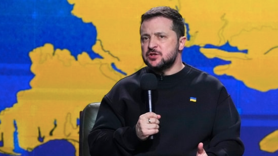 Tổng thống Ukraine Volodymir Zelensky. (Ảnh: AP) Tổng thống Ukraine Volodymir Zelensky. (Ảnh: AP)