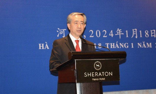 Đại sứ Trung Quốc tại Việt Nam Hùng Ba phát biểu tại tiệc chiêu đãi. (Ảnh: QĐND) Đại sứ Trung Quốc tại Việt Nam Hùng Ba phát biểu tại tiệc chiêu đãi. (Ảnh: QĐND)