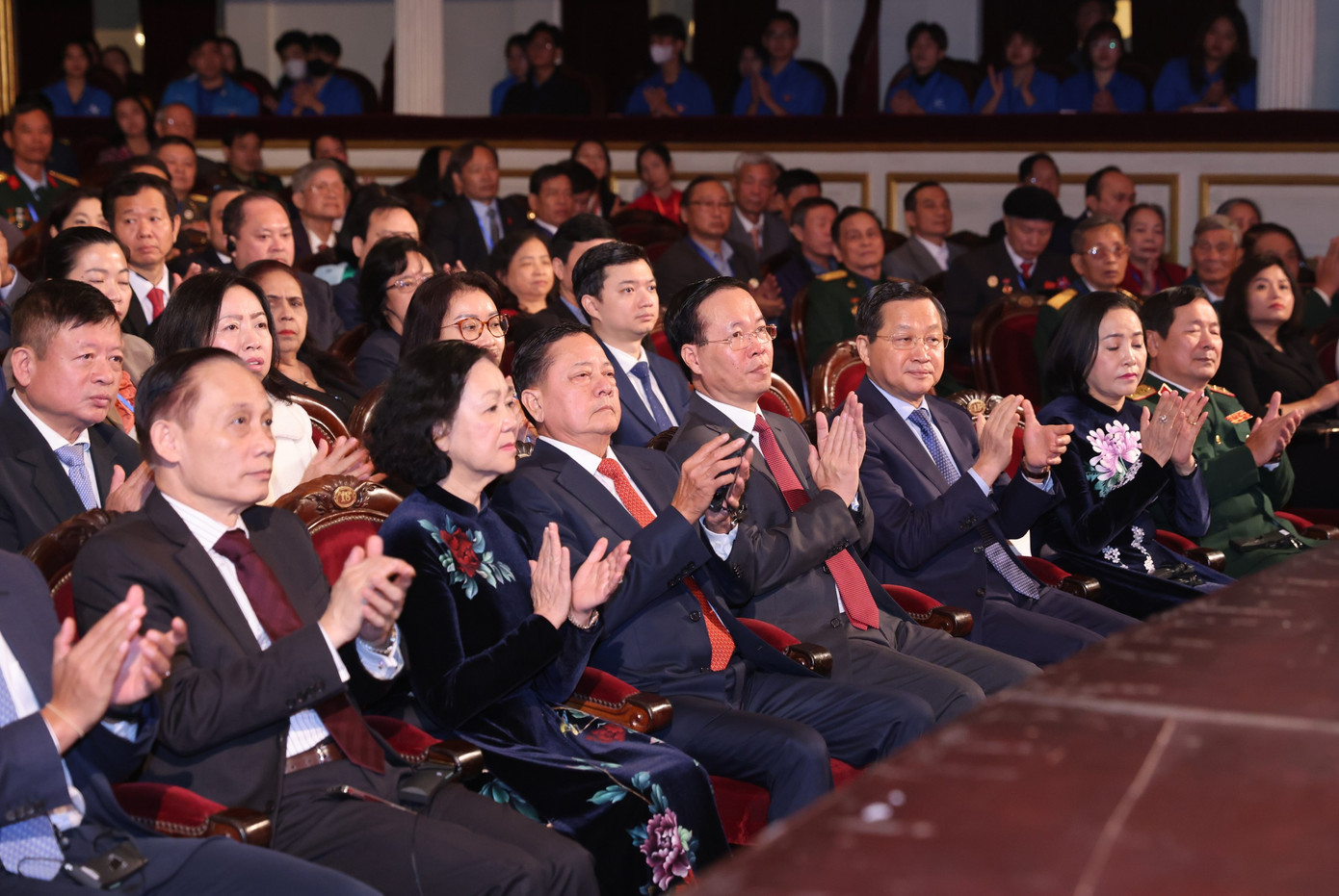 Chủ tịch nước Võ Văn Thưởng cùng các lãnh đạo Đảng, Nhà nước dự lễ kỷ niệm. (Ảnh: Quang Phúc) Chủ tịch nước Võ Văn Thưởng cùng các lãnh đạo Đảng, Nhà nước dự lễ kỷ niệm. (Ảnh: Quang Phúc)