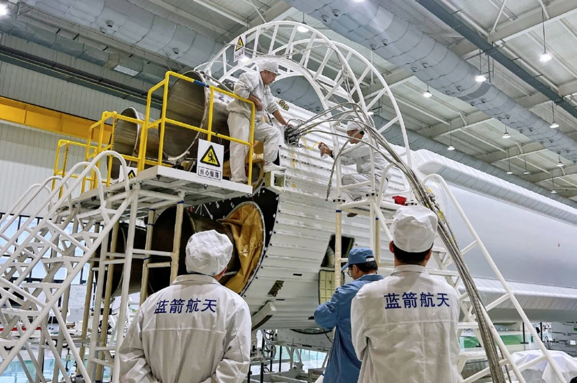 Bên trong nhà xưởng của hãng công nghệ tên lửa LandSpace. (Ảnh: Weibo) Bên trong nhà xưởng của hãng công nghệ tên lửa LandSpace. (Ảnh: Weibo)