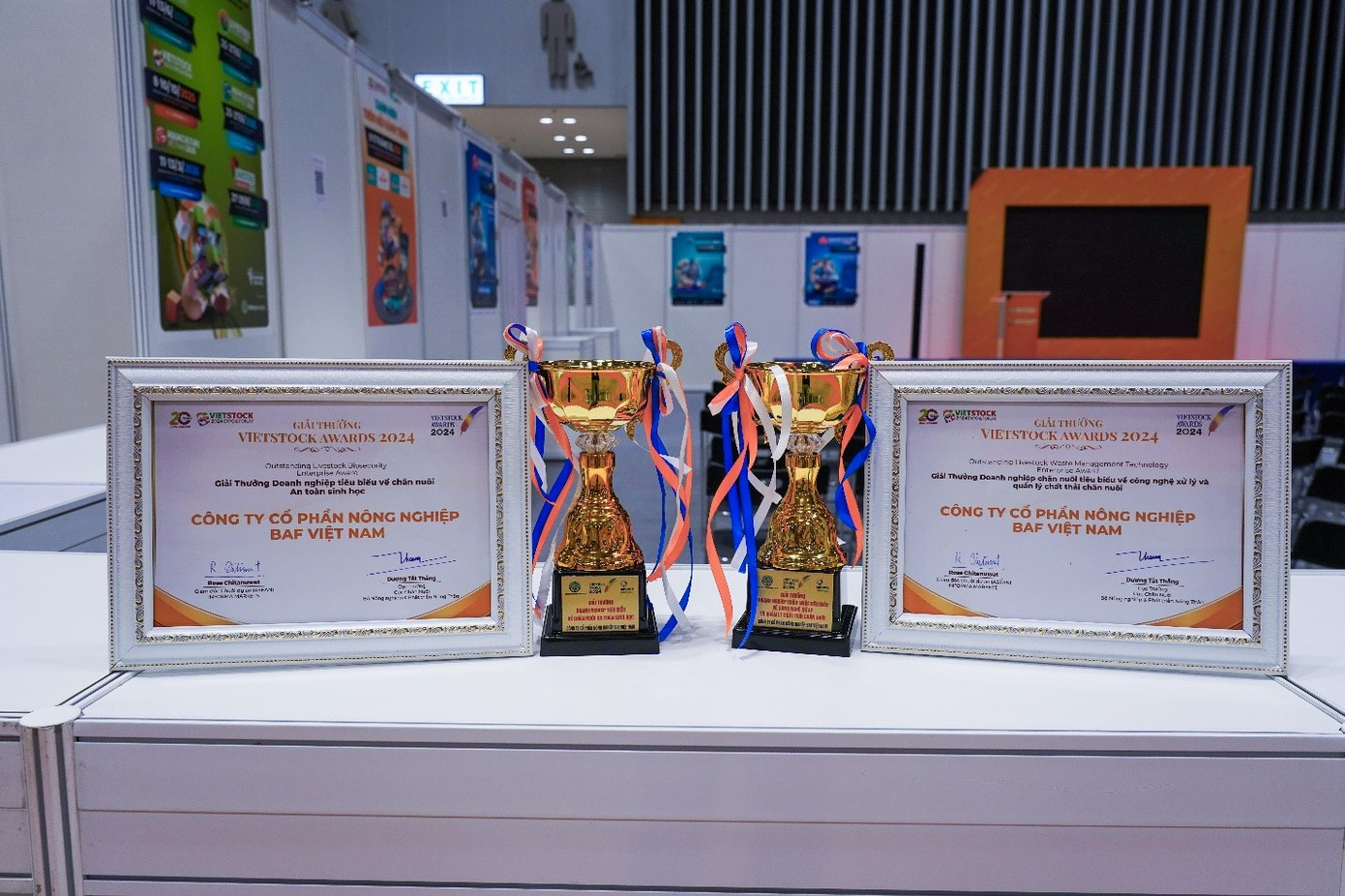 BAF vinh dự đón nhận 2 giải thưởng Vietstock Awards 2024