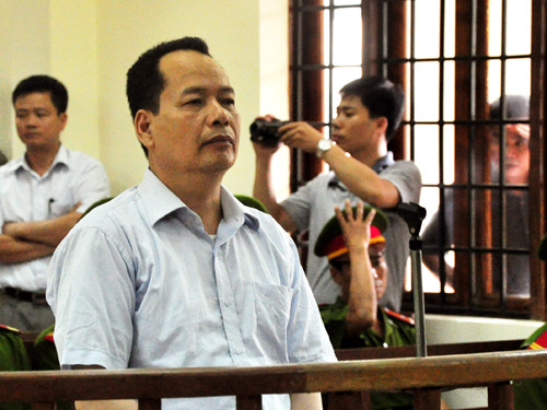 Sầm Đức Xương khá bình thản khi nghe tòa tuyên án