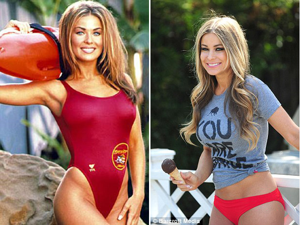 Hình ảnh của Carmen khiến người hâm mộ liên tưởng tới vẻ ngoài rực lửa của cô khi tham gia vào series phim truyền hình nổi tiếng Baywatch trong những năm 90 của thế kỷ trước. Sau ngần ấy năm, vẻ sexy của cô dường như vẫn không bị phai nhòa