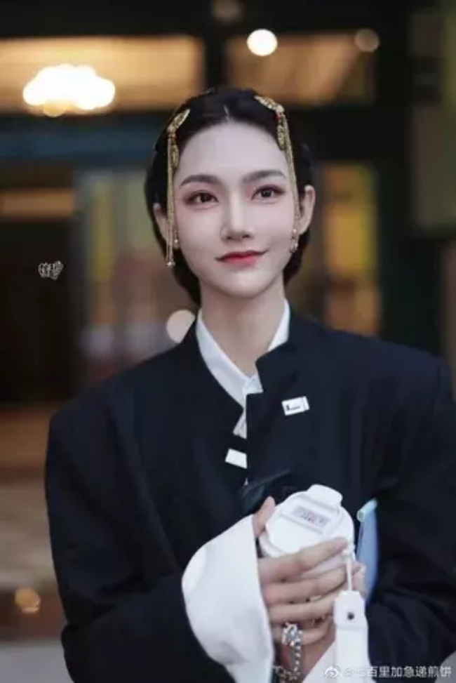 Ailee và Tăng Khả Ny sẽ thành một girl group cùng Chi Pu? Ailee và Tăng Khả Ny sẽ thành một girl group cùng Chi Pu?