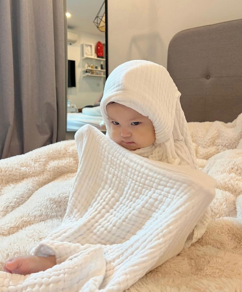 Biểu cảm đáng yêu của Pam đủ sức làm "tan chảy" trái tim bất kỳ ai.