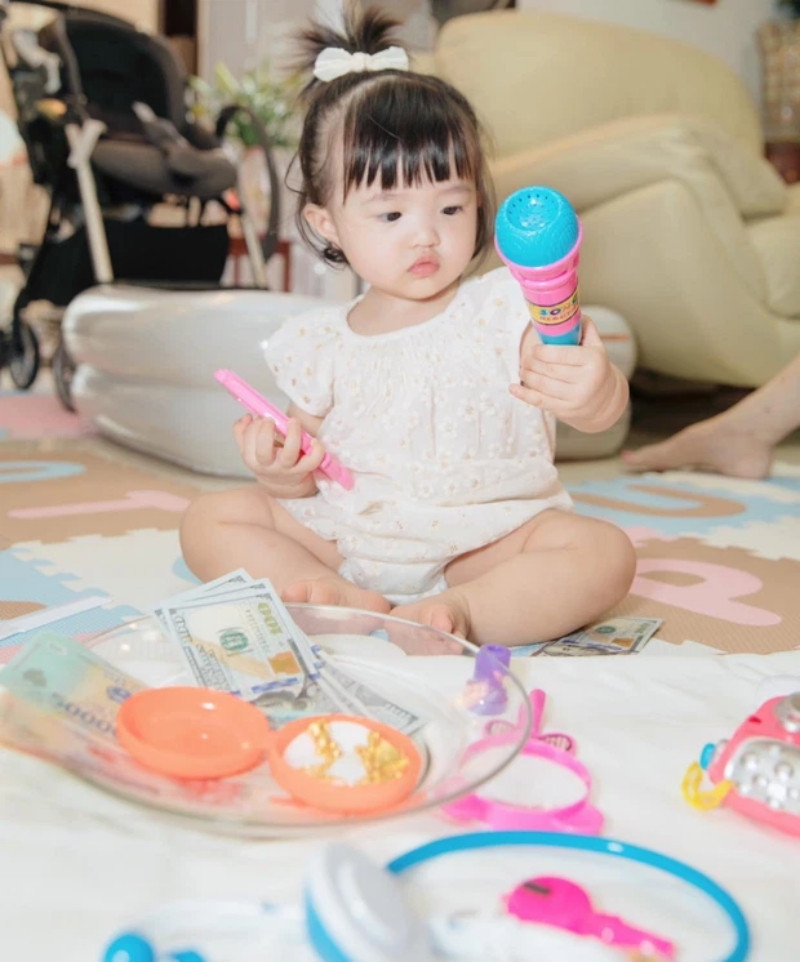 Winnie có tình yêu lớn với...