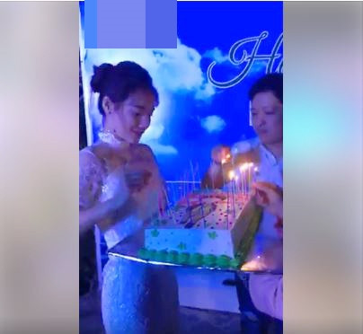 Nhã Phương hỏi xoáy việc ở chung cùng biệt thự với Trường Giang ảnh 2