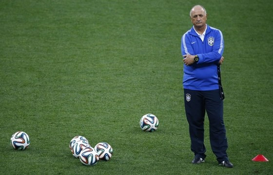 Tuyển Brazil cần Jose Mourinho ảnh 1