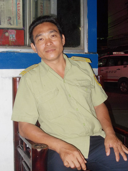 Bảo vệ Nguyễn Thanh Hộ kể lại sự việc . Bảo vệ Nguyễn Thanh Hộ kể lại sự việc