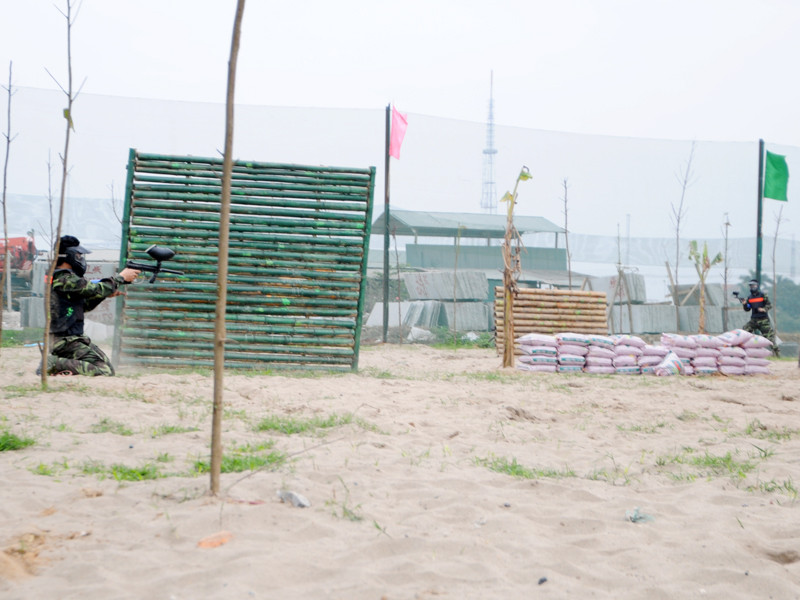 ...và tấn công . ...Và tấn công