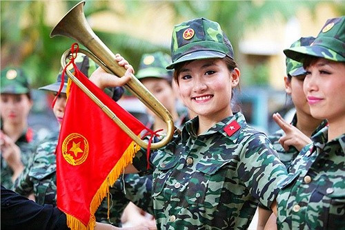 Thu Trang (sinh năm 1996) - sinh viên Đại học Văn hóa Nghệ thuật Quân đội (Hà Nội). Thu Trang (sinh năm 1996) - sinh viên Đại học Văn hóa Nghệ thuật Quân đội (Hà Nội)