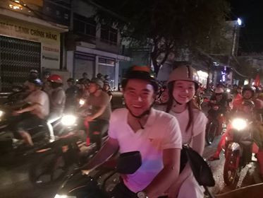 Đêm cuồng nhiệt với chức vô địch AFF Cup 2018 của tuyển Việt Nam ảnh 16