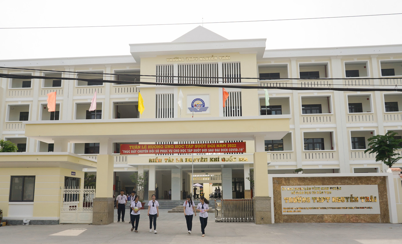 Trường THPT Nguyễn Trãi đứng đầu danh sách chi vượt của các trường học. Ảnh: THPT Nguyễn Trãi. Trường THPT Nguyễn Trãi đứng đầu danh sách chi vượt của các trường học. Ảnh: THPT Nguyễn Trãi.