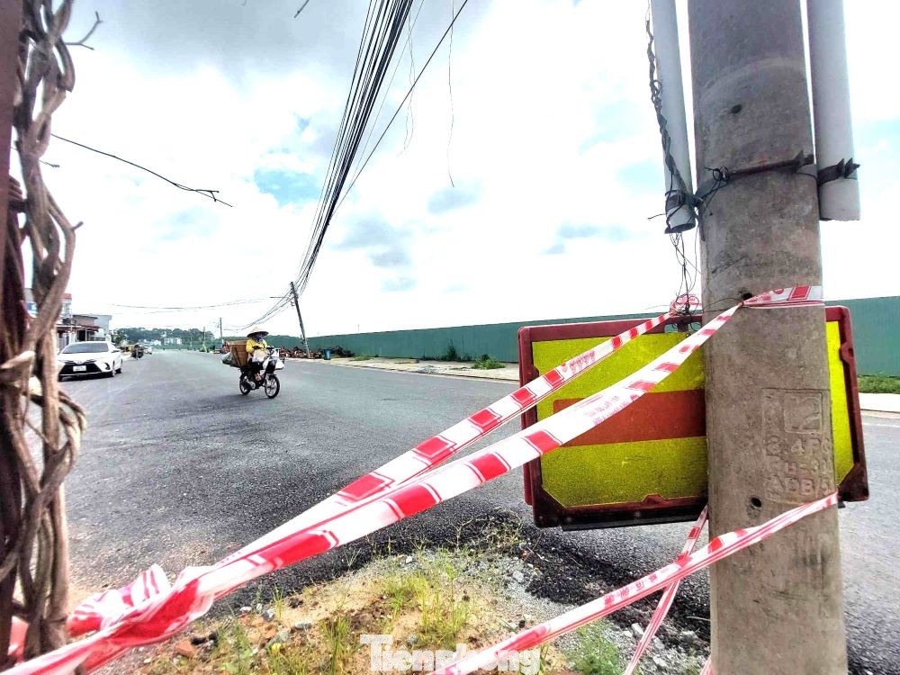 Công trình được đầu tư với vốn ban đầu là 365,458 tỷ đồng (gồm chi phí xây dựng, giải phóng mặt bằng). Sau đó, dự án được điều chỉnh, nâng vốn lên 732,374 tỷ đồng. Vận tốc thiết kế của tuyến đường là 50km/h, bề rộng mặt đường 12m; kết cấu mặt đường bê tông nhựa nóng, được đầu tư hệ thống thoát nước mưa, chiếu sáng, cây xanh hoàn chỉnh.